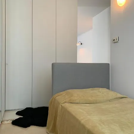 Masnadieri 18 Gæstehus 3*